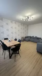 3 � ���� 8