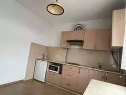 1� ��������, 37�2, � �������� �� ������� � ����� ���� 4