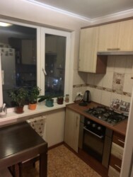 Продаж 2 кімнатної квартири з ремонтом та меблями фото 4 Продаж 2 кімнатної квартири з ремонтом та меблями фото 4