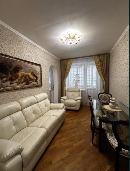 Продаж 3 кімнатної квартири Михайлівська фото 1 Продаж 3 кімнатної квартири Михайлівська фото 1