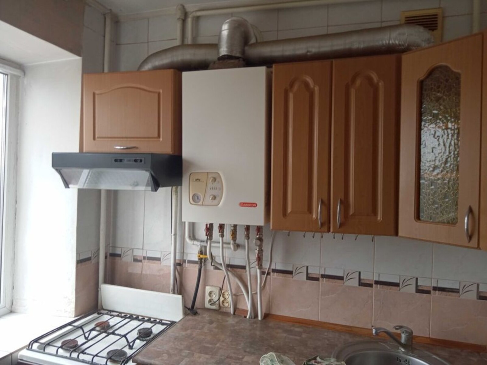 Продам 2 кімнатну квартиру на Вітрука . фото 1 Продам 2 кімнатну квартиру на Вітрука . фото 1