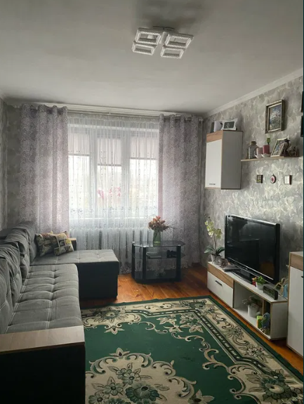 Продам двокімнатну квартиру в районі Малікова. фото 1 Продам двокімнатну квартиру в районі Малікова. фото 1