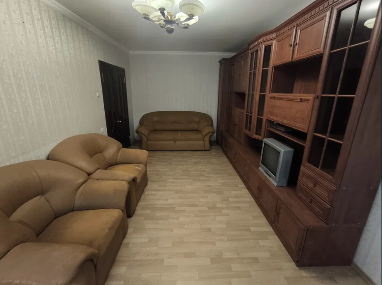 Продаж 2 кімнатної квартири р-н стідіону 'Спартак' фото 1 Продаж 2 кімнатної квартири р-н стідіону 'Спартак' фото 1