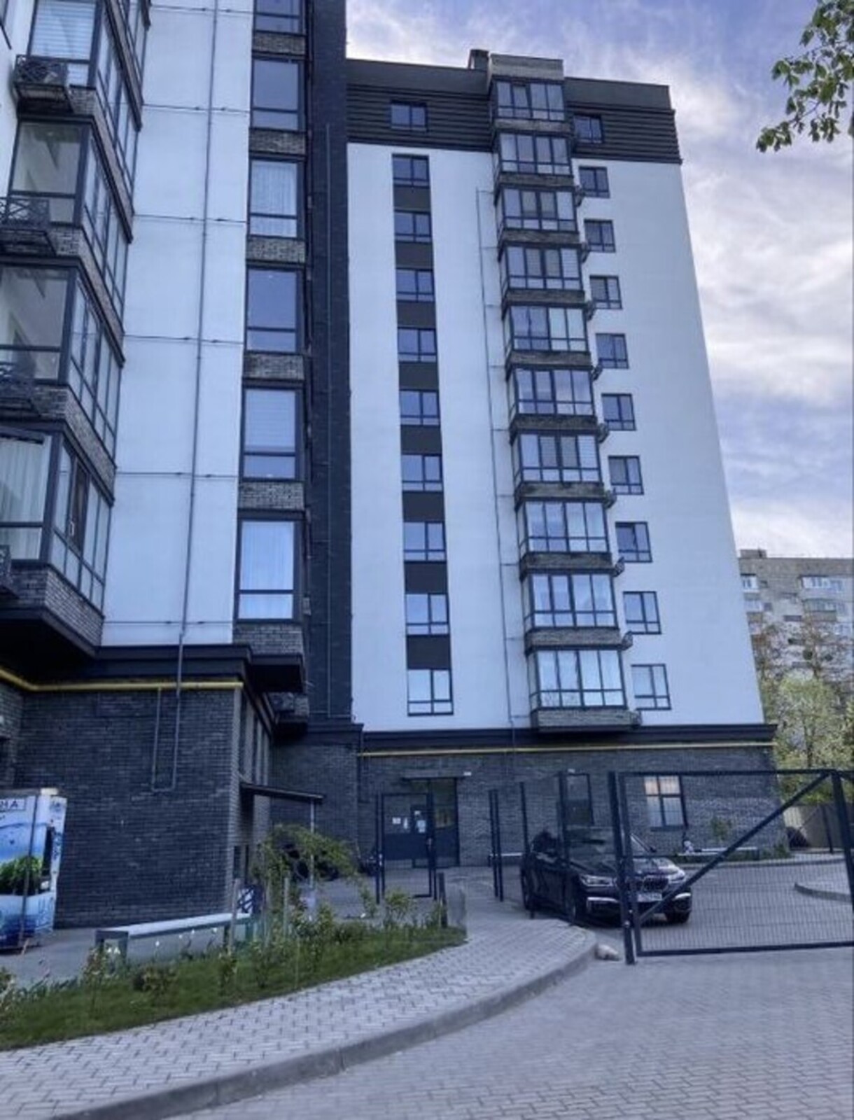 Продам квартиру ЖК «Сімейний» 36 000 $ фото 1 Продам квартиру ЖК «Сімейний» 36 000 $ фото 1