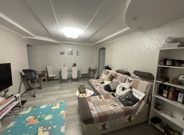 Продаж 4 кімнатної квартири Богунський р-н фото 1 Продаж 4 кімнатної квартири Богунський р-н фото 1