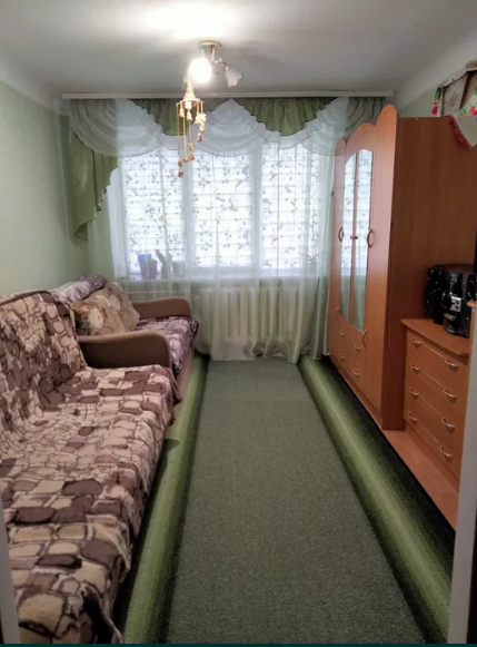 Продається кімната в гуртожитку на вул. Бальзаківська фото 1 Продається кімната в гуртожитку на вул. Бальзаківська фото 1