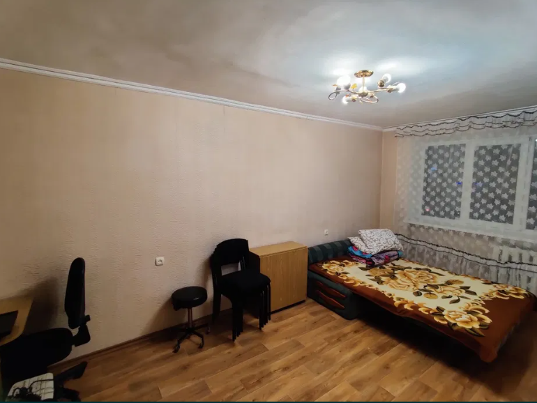 Продам 2 кімнатну квартиру. Пл. Короленка. фото 1 Продам 2 кімнатну квартиру. Пл. Короленка. фото 1