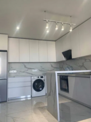 Продається простора однокімнатна квартира в Жк «Вернісаж». фото 1 Продається простора однокімнатна квартира в Жк «Вернісаж». фото 1