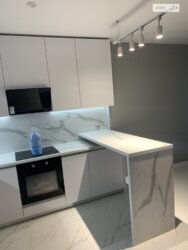 Продається простора однокімнатна квартира в Жк «Вернісаж». фото 2 Продається простора однокімнатна квартира в Жк «Вернісаж». фото 2