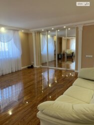 Продається 4 кімнатна квартира по вул. Перемоги фото 2 Продається 4 кімнатна квартира по вул. Перемоги фото 2