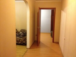 Продається 2 кімнатна квартира в районі Міськмолзавод 10-поверховому будинку 2007 року побудови фото 2 Продається 2 кімнатна квартира в районі Міськмолзавод 10-поверховому будинку 2007 року побудови фото 2