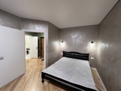 ������ �������� 73 500 $ ��: ����������� ������� ���� 18