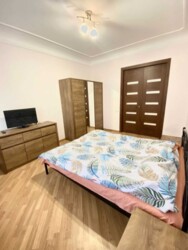 Продаж 2 кімнатної квартири Центр фото 5 Продаж 2 кімнатної квартири Центр фото 5