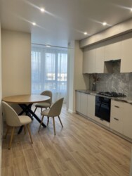 ������ 1-������� �������� �� ����� ѳ� ������������/Grand City 87 600 $ ���� 4