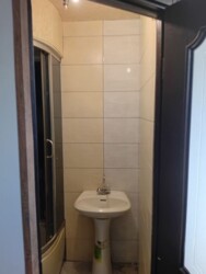  2-  38 000 $  2