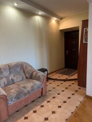 Продається простора 4-х кімнатна квартира в самому центрі міста.. фото 3 Продається простора 4-х кімнатна квартира в самому центрі міста.. фото 3