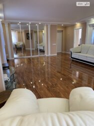 Продається 4 кімнатна квартира по вул. Перемоги фото 5 Продається 4 кімнатна квартира по вул. Перемоги фото 5