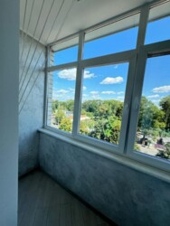 ��������� ������������ �������� 105�2 � ������ ������� 140 000 $ ���� 23