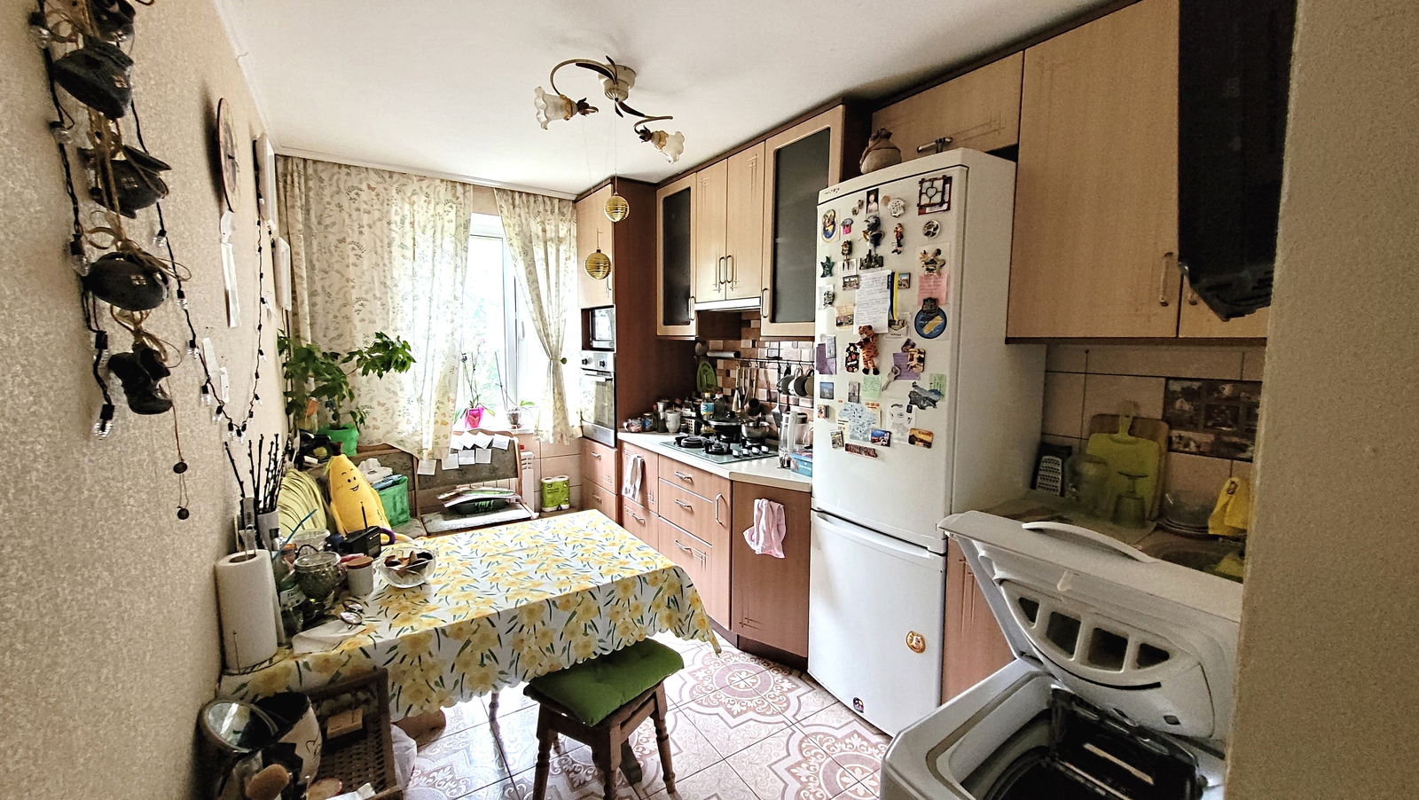 Продам 4 комнатную. кухня 8,4 кв.м., 2 этаж. Филатова / Дом Мебели фото 1 Продам 4 комнатную. кухня 8,4 кв.м., 2 этаж. Филатова / Дом Мебели фото 1