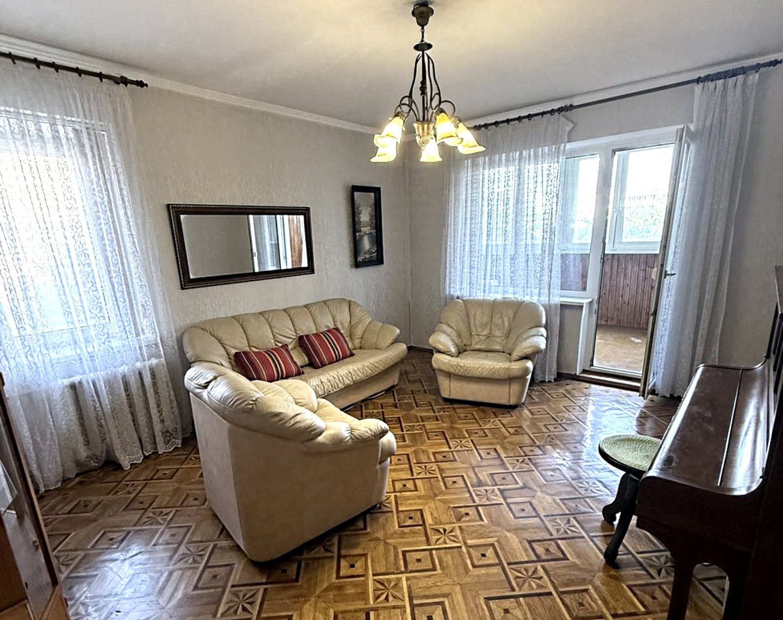 Продам 4 комнатную сотовую. Центр Таирова. Проспект Академика Глушко фото 1 Продам 4 комнатную сотовую. Центр Таирова. Проспект Академика Глушко фото 1