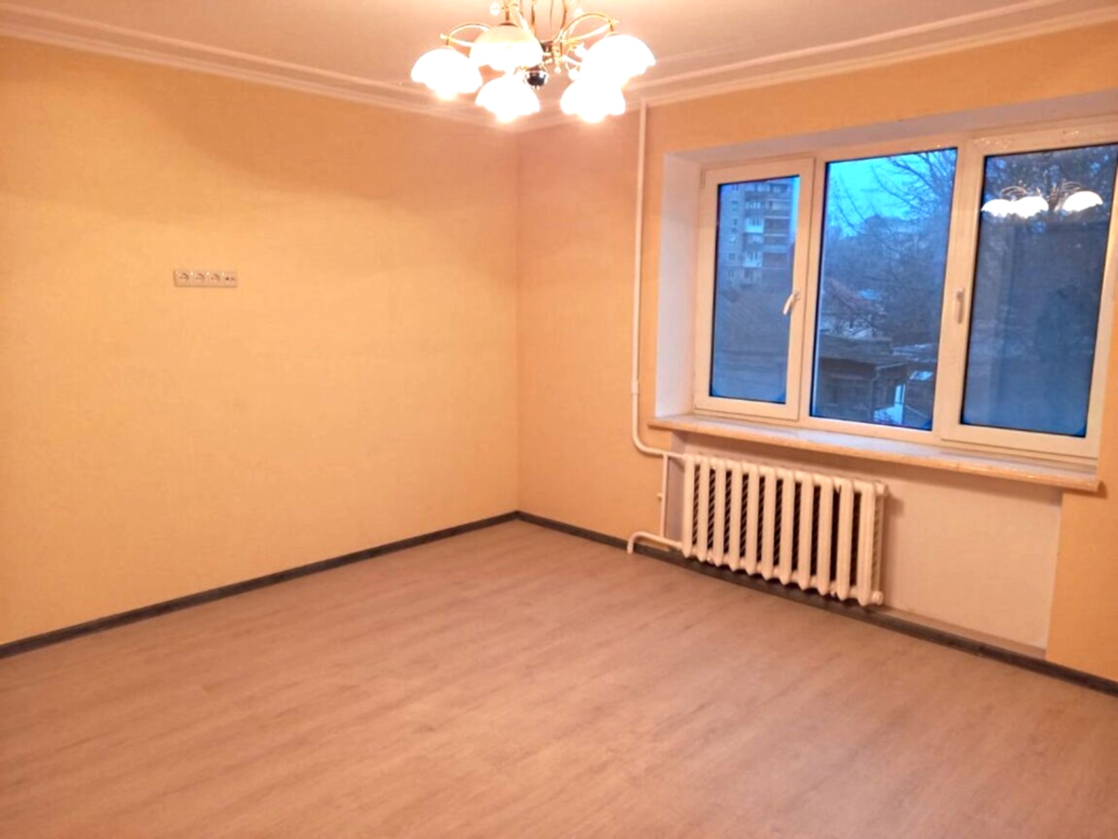 Продам 3 комнатную в кирпичном доме на Таирова. фото 1 Продам 3 комнатную в кирпичном доме на Таирова. фото 1