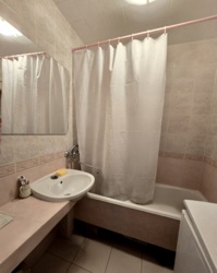 Продам 2 комнатную квартиру. Кирпич. Центр Таирова Академика Королева фото 12 Продам 2 комнатную квартиру. Кирпич. Центр Таирова Академика Королева фото 12