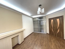 Продам 1 комнатную в центре Таирова. ГАЗ! Костанди ЖК Вернисаж. фото 1 Продам 1 комнатную в центре Таирова. ГАЗ! Костанди ЖК Вернисаж. фото 1