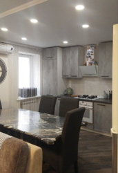 Продам 4 комнатную квартиру. Кирпич. 4 этаж, газ. Центр Таирова. Академика Королева фото 4 Продам 4 комнатную квартиру. Кирпич. 4 этаж, газ. Центр Таирова. Академика Королева фото 4