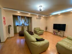 Продам 4 комнатную на Таирова. Тополевая фото 1 Продам 4 комнатную на Таирова. Тополевая фото 1