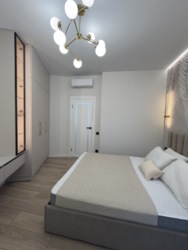  1   42,3 2.  / .  Kadorr City  14