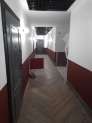  2    .  .  / DERBY STYLE HOUSE  8