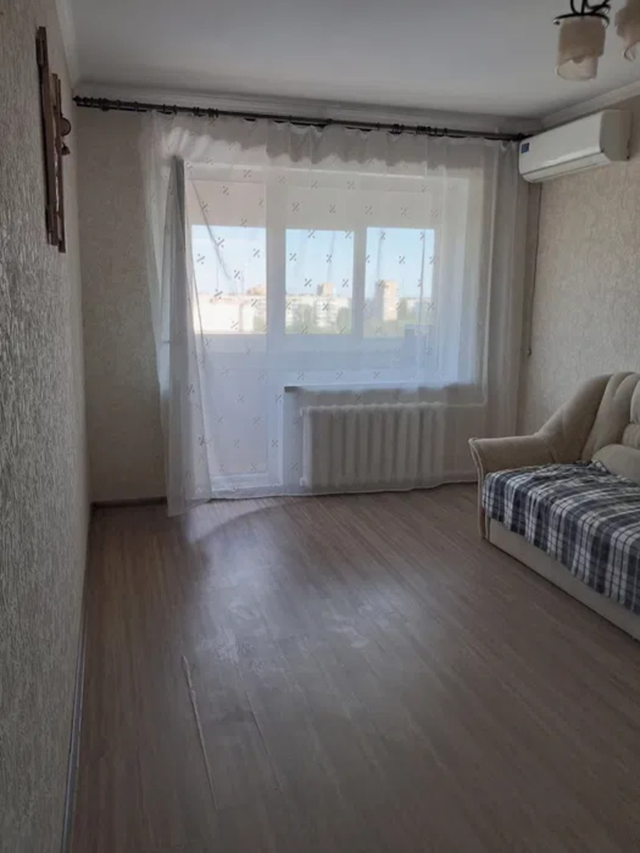      ,    1