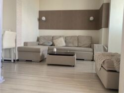 Продається квартира Харківська, Харків, Слобідський, Ньютона ул., 115 фото 1 Продається квартира Харківська, Харків, Слобідський, Ньютона ул., 115 фото 1