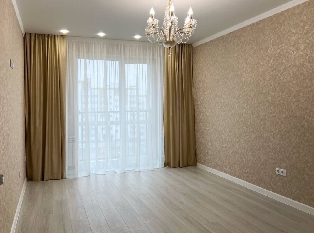 Продаж 1к квартири 53 кв. м на вул. Миколаївська фото 1 Продаж 1к квартири 53 кв. м на вул. Миколаївська фото 1