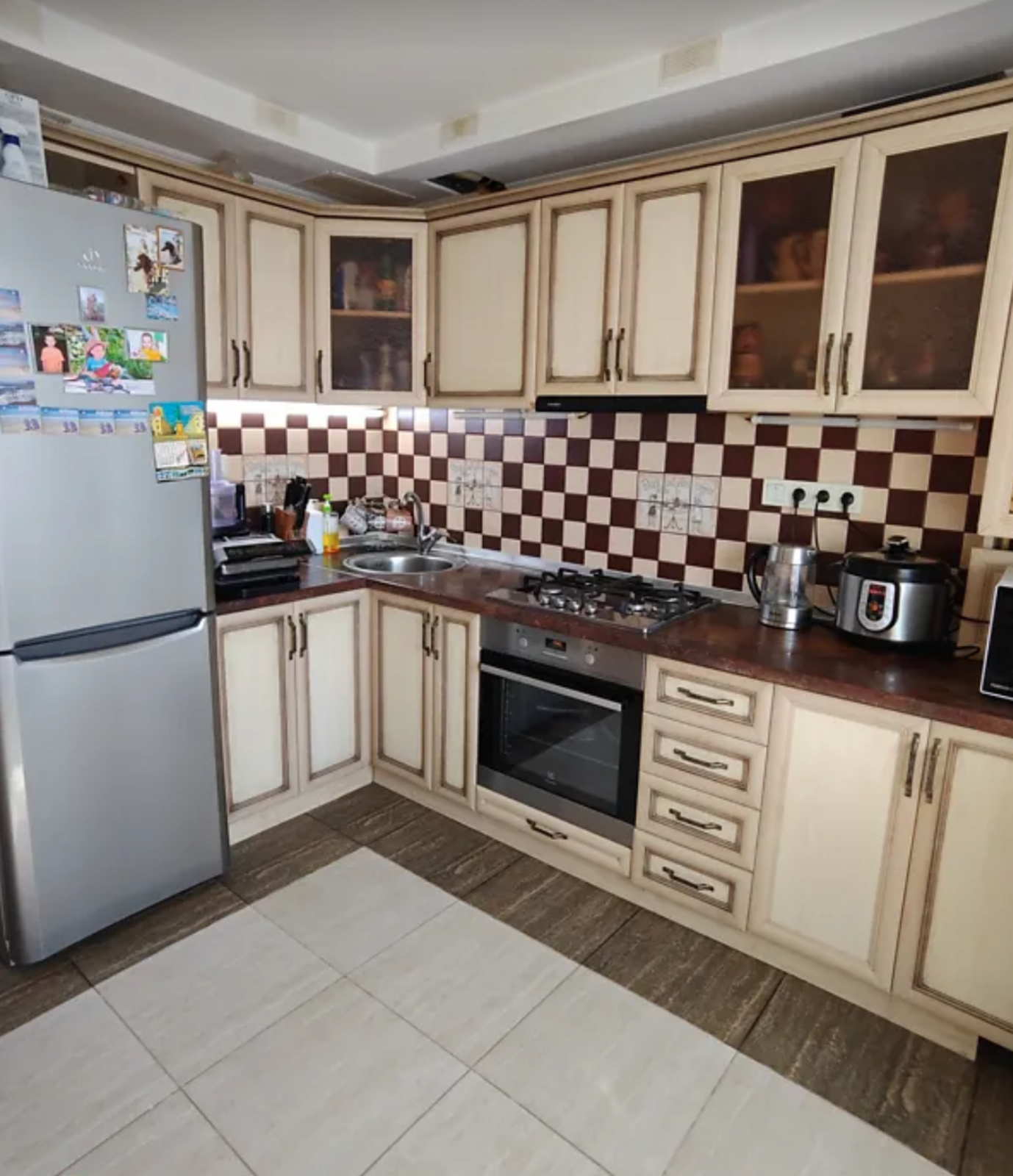 Продаж 3к квартири 86.4 кв. м на вул. Садова фото 1 Продаж 3к квартири 86.4 кв. м на вул. Садова фото 1