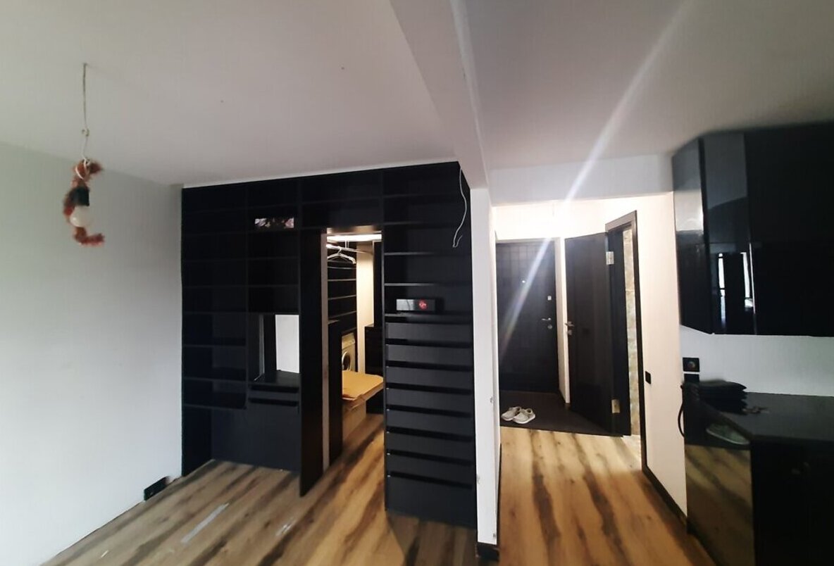 Продаж 1к квартири 43 кв. м на просп. Космонавтів фото 1 Продаж 1к квартири 43 кв. м на просп. Космонавтів фото 1