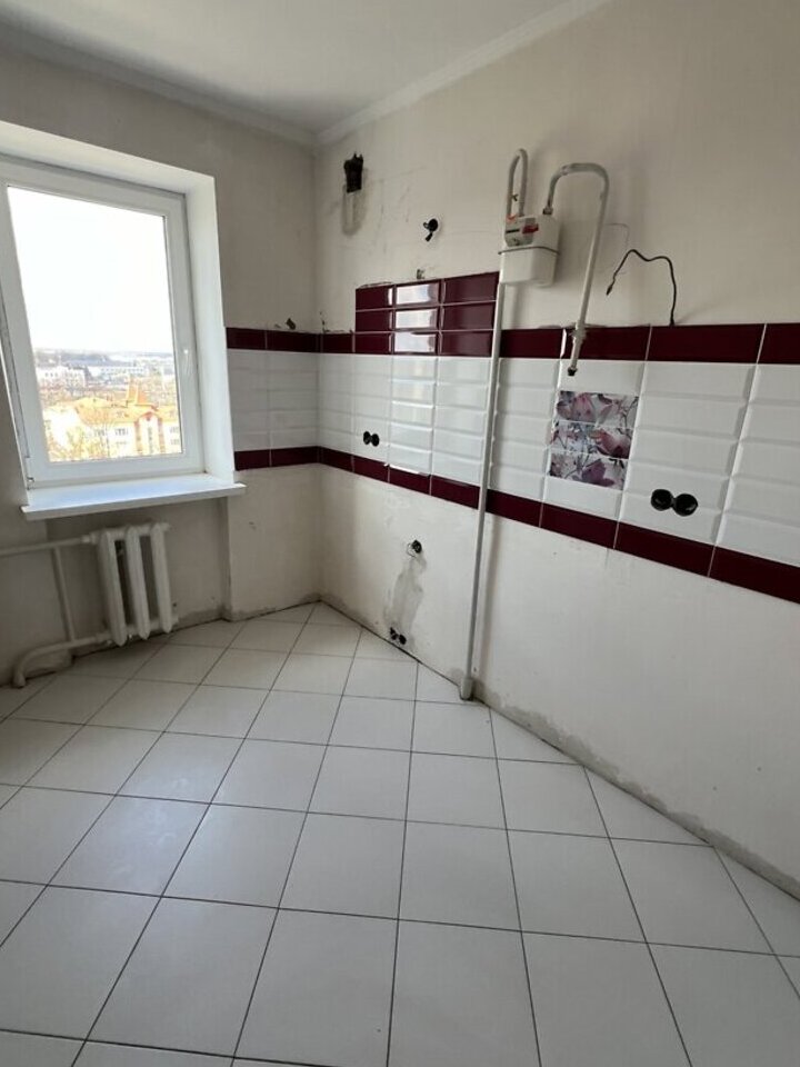 Продаж 2к квартири 41.8 кв. м на вул. Павла Тичини фото 1 Продаж 2к квартири 41.8 кв. м на вул. Павла Тичини фото 1