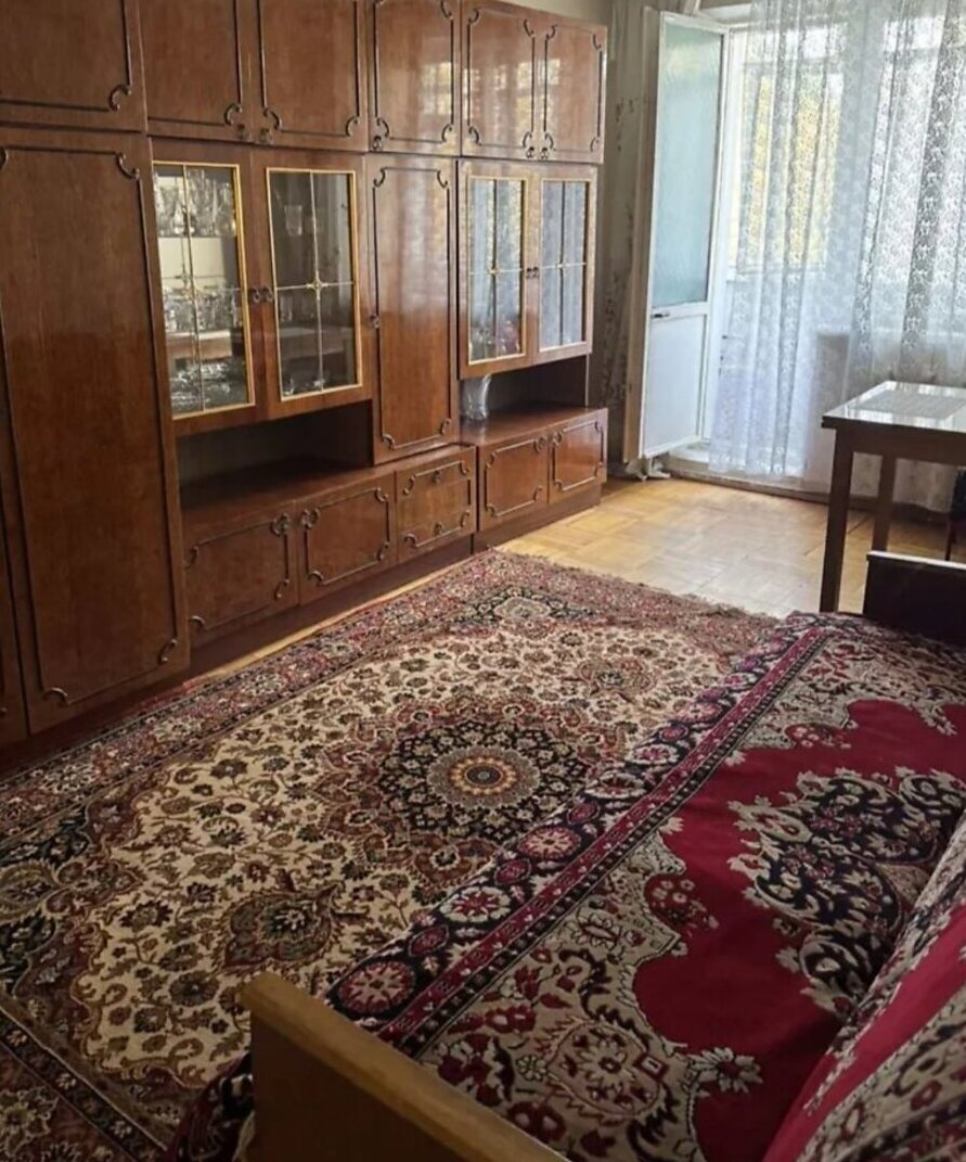 Продаж 3к квартири 60.8 кв. м на вул. Андрія Первозванного фото 1 Продаж 3к квартири 60.8 кв. м на вул. Андрія Первозванного фото 1