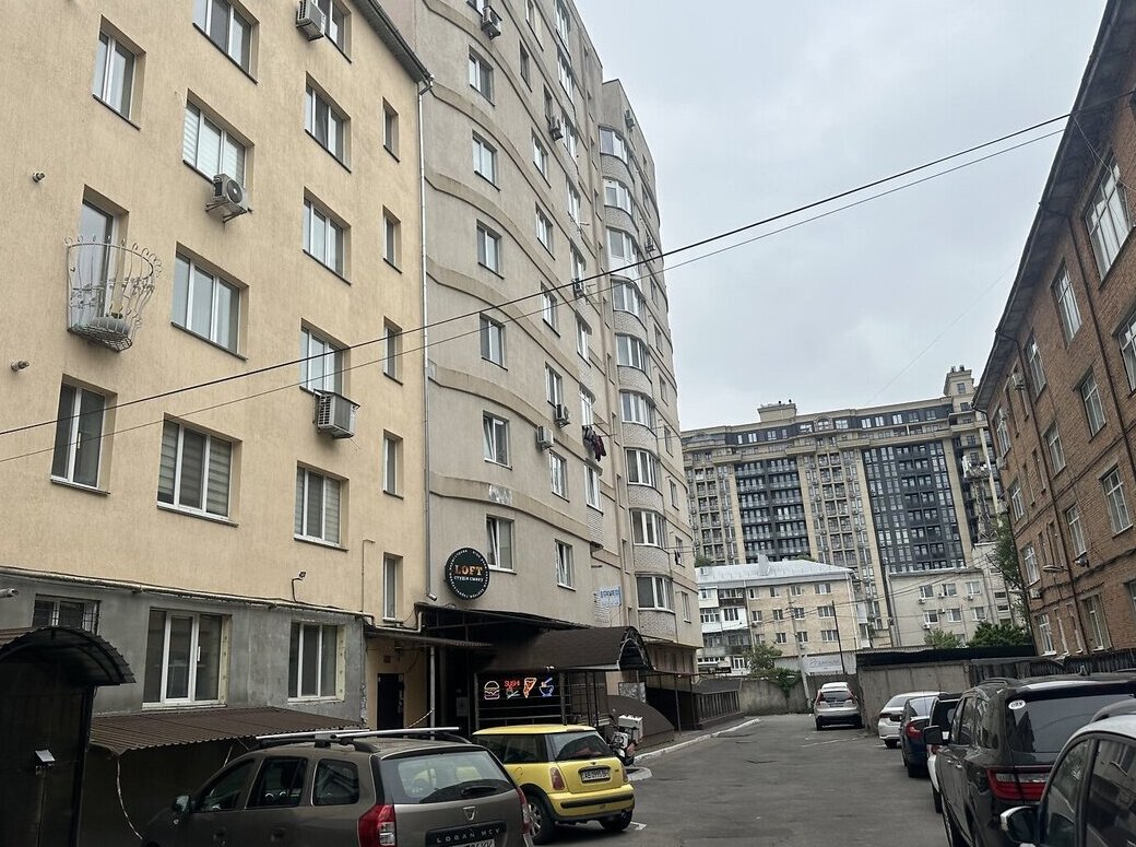Продаж 2к квартири 56 кв. м на вул. Келецька фото 1 Продаж 2к квартири 56 кв. м на вул. Келецька фото 1