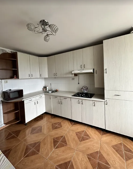 Продаж 3к квартири 85 кв. м на вул. Волошкова фото 1 Продаж 3к квартири 85 кв. м на вул. Волошкова фото 1