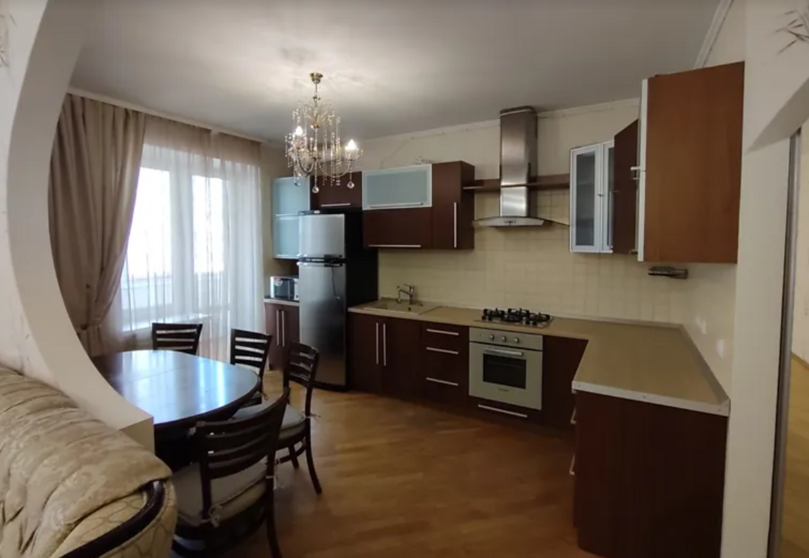 Продаж 3к квартири 88 кв. м на вул. Академіка Ющенка фото 1 Продаж 3к квартири 88 кв. м на вул. Академіка Ющенка фото 1