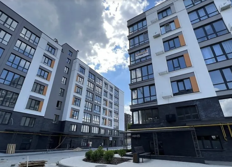 Продаж 1к квартири 41 кв. м., ЖК Родинний маєток. фото 1 Продаж 1к квартири 41 кв. м., ЖК Родинний маєток. фото 1