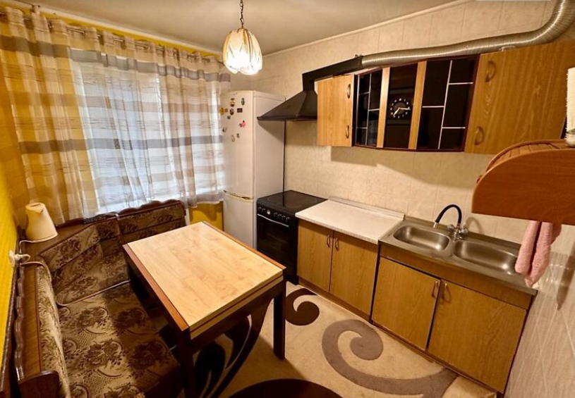 Продаж 3к квартири 63 кв. м на вул. Князів Коріатовичів 172 фото 1 Продаж 3к квартири 63 кв. м на вул. Князів Коріатовичів 172 фото 1