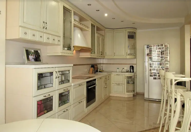 Продаж 2к квартири 74 кв. м на вул. Зодчих фото 1 Продаж 2к квартири 74 кв. м на вул. Зодчих фото 1