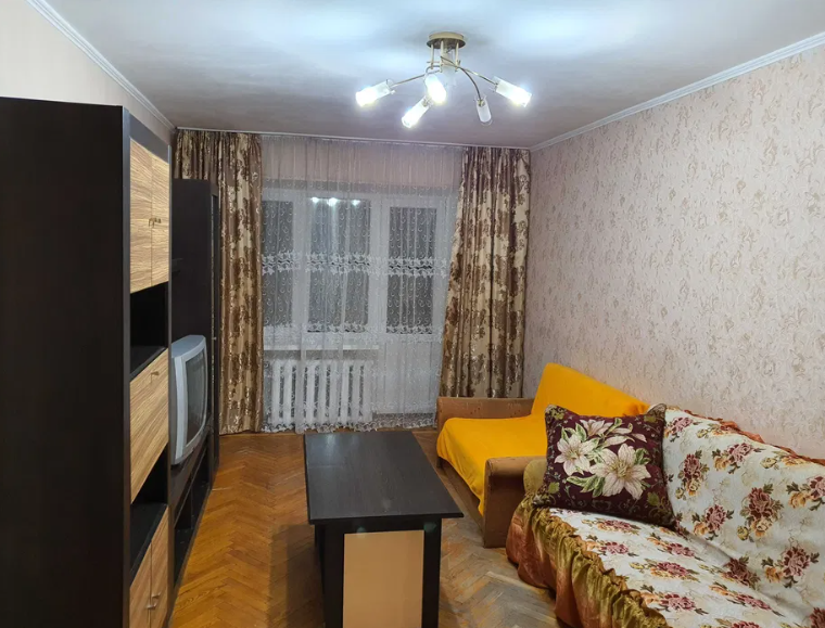 Продаж 3к квартири 60 кв. м на вул. Кропивницького 16 фото 1 Продаж 3к квартири 60 кв. м на вул. Кропивницького 16 фото 1