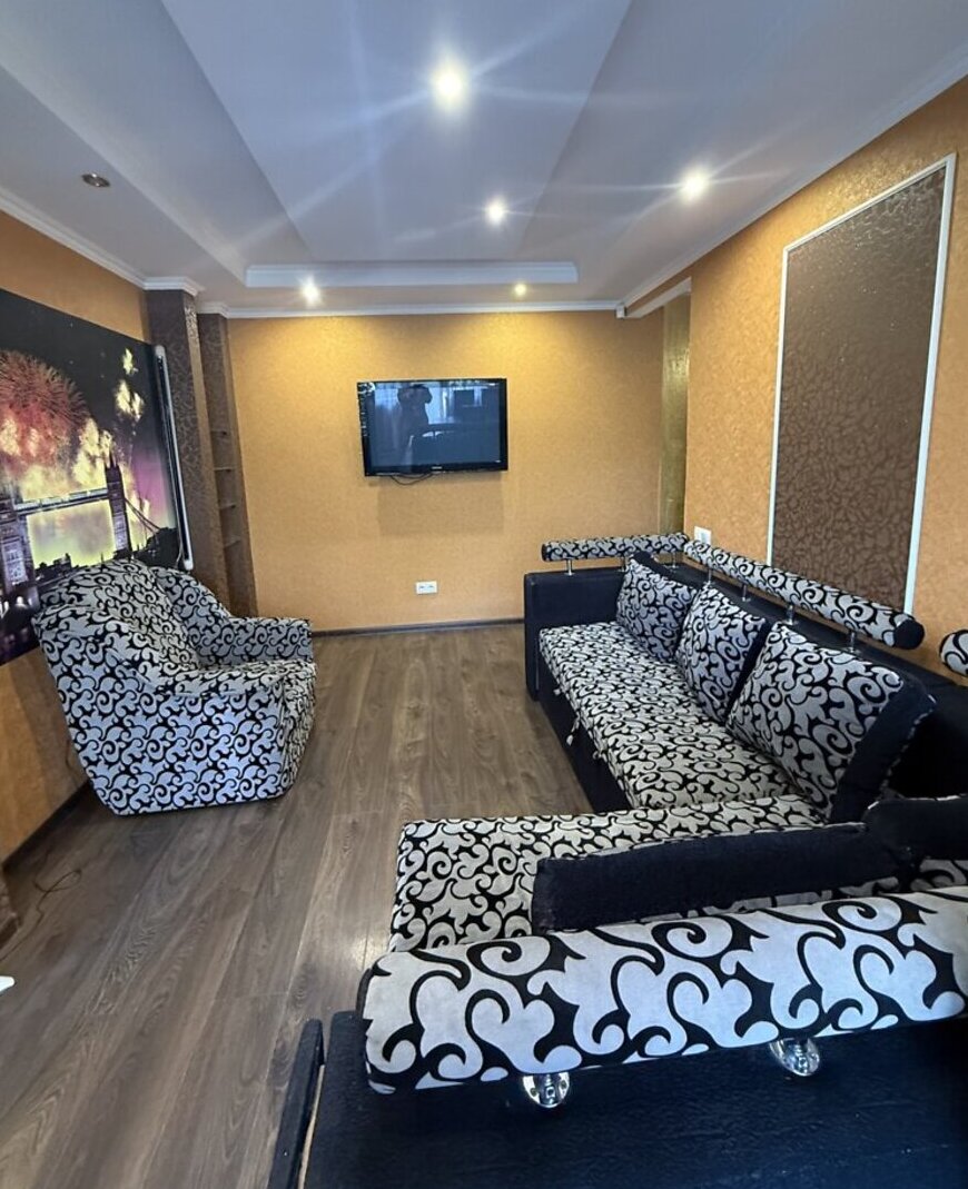 Продаж 3к квартири 56 кв. м на вул. 600-річчя фото 1 Продаж 3к квартири 56 кв. м на вул. 600-річчя фото 1