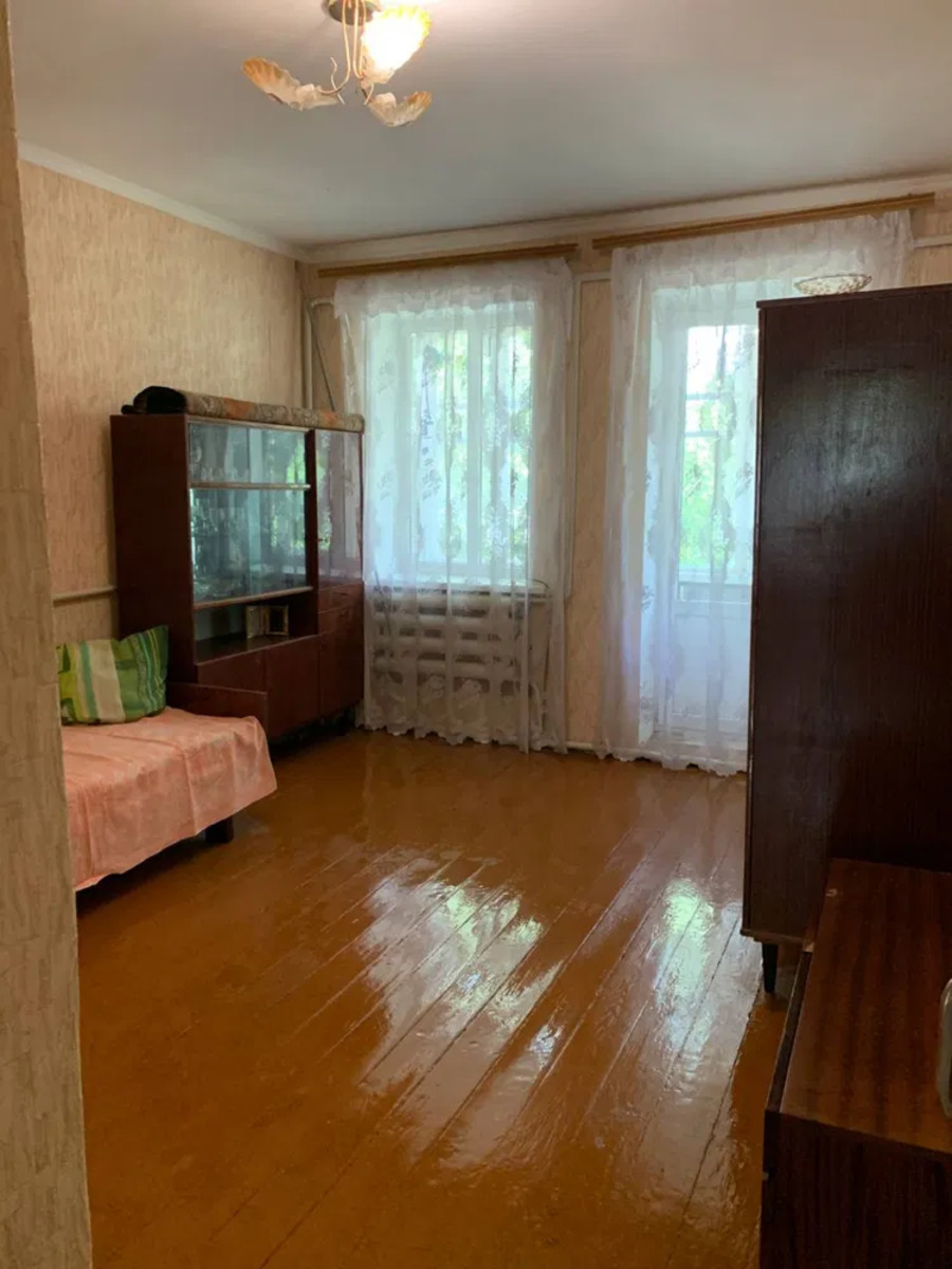 Продаж 3-кімнатної квартири, Сутиски фото 1 Продаж 3-кімнатної квартири, Сутиски фото 1