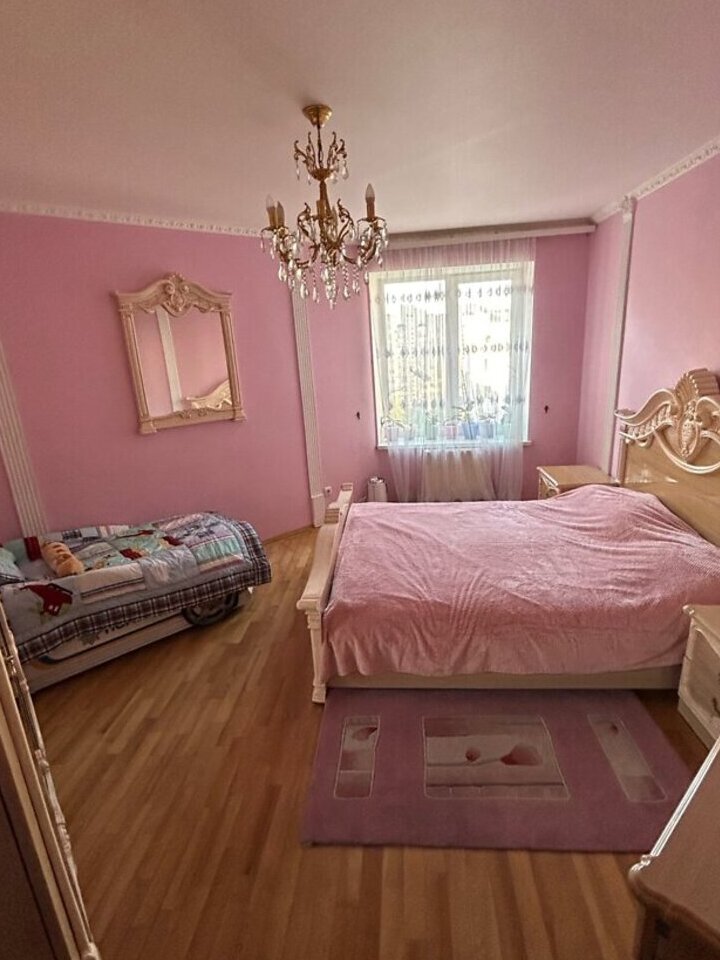 Продаж 3к квартири 85 кв. м на вул. Академіка Ющенка фото 1 Продаж 3к квартири 85 кв. м на вул. Академіка Ющенка фото 1