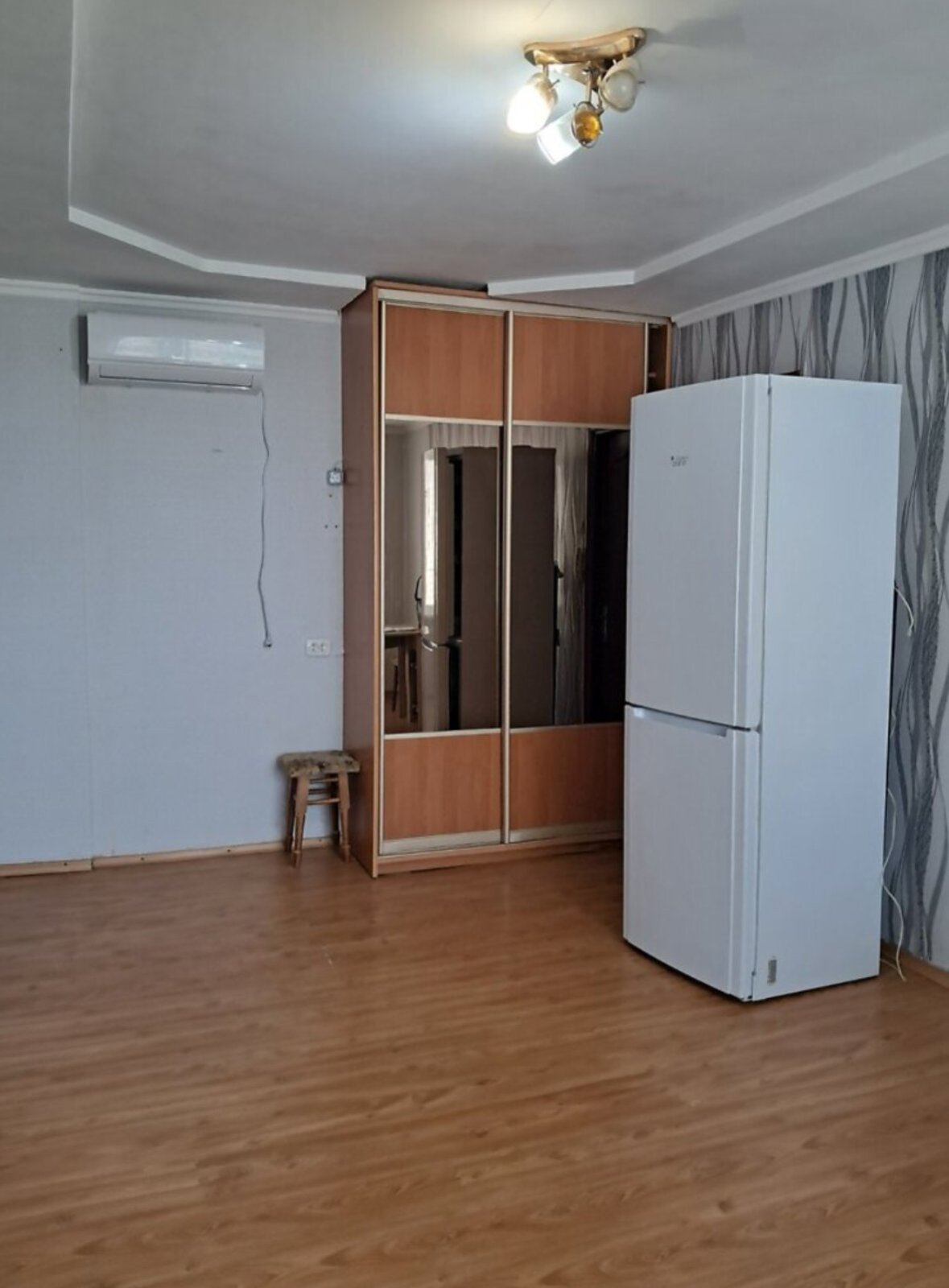 Продаж кімнати 24.5 кв. м на Немирівське шосе фото 1 Продаж кімнати 24.5 кв. м на Немирівське шосе фото 1