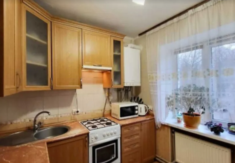 Продаж 3к квартири 55 кв. м на вул. Стрілецька фото 1 Продаж 3к квартири 55 кв. м на вул. Стрілецька фото 1